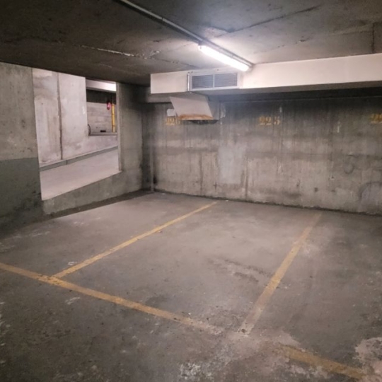  Annonces GENNEVILLIERS : Garage / Parking | PARIS (75016) | 17 m2 | 60 000 € 