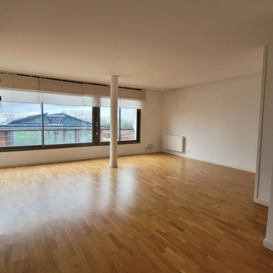  Annonces GENNEVILLIERS : Apartment | PARIS (75015) | 129 m2 | 1 600 000 € 