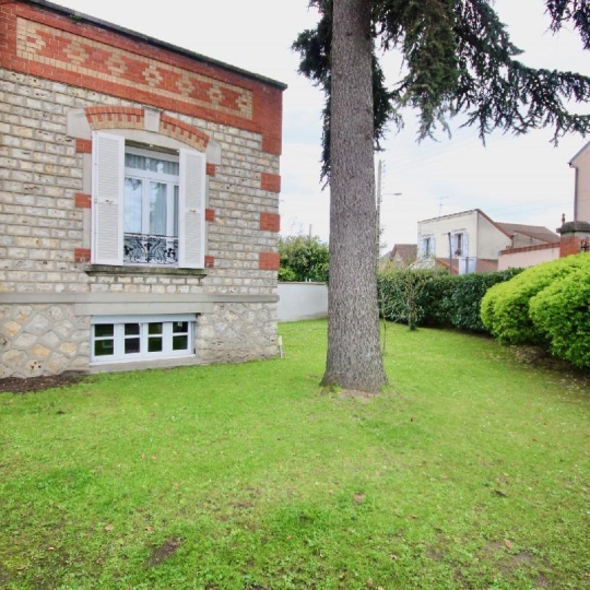  Annonces GENNEVILLIERS : Maison / Villa | MONTMAGNY (95360) | 262 m2 | 832 000 € 