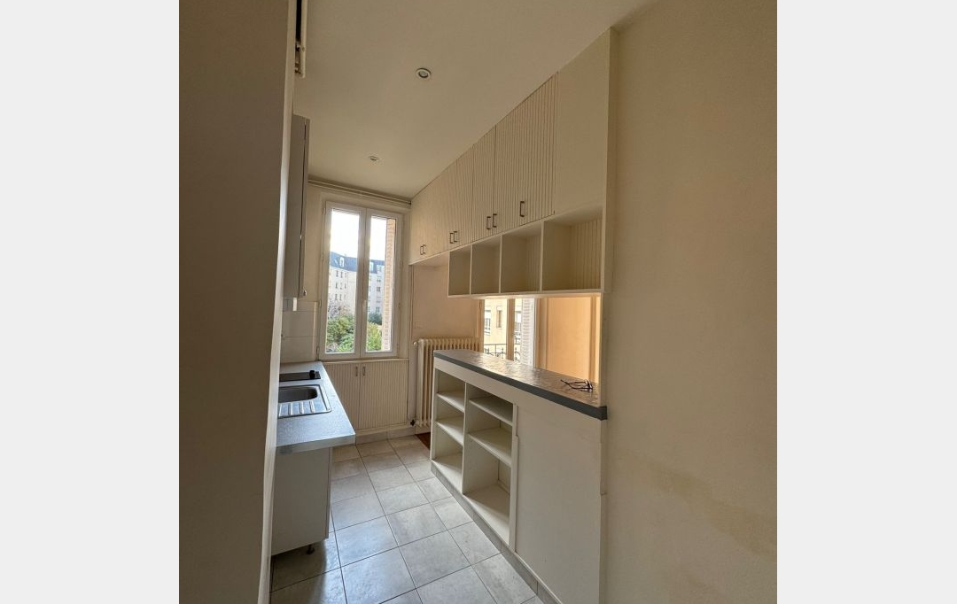 Annonces GENNEVILLIERS : Appartement | CHARENTON-LE-PONT (94220) | 41 m2 | 1 335 € 