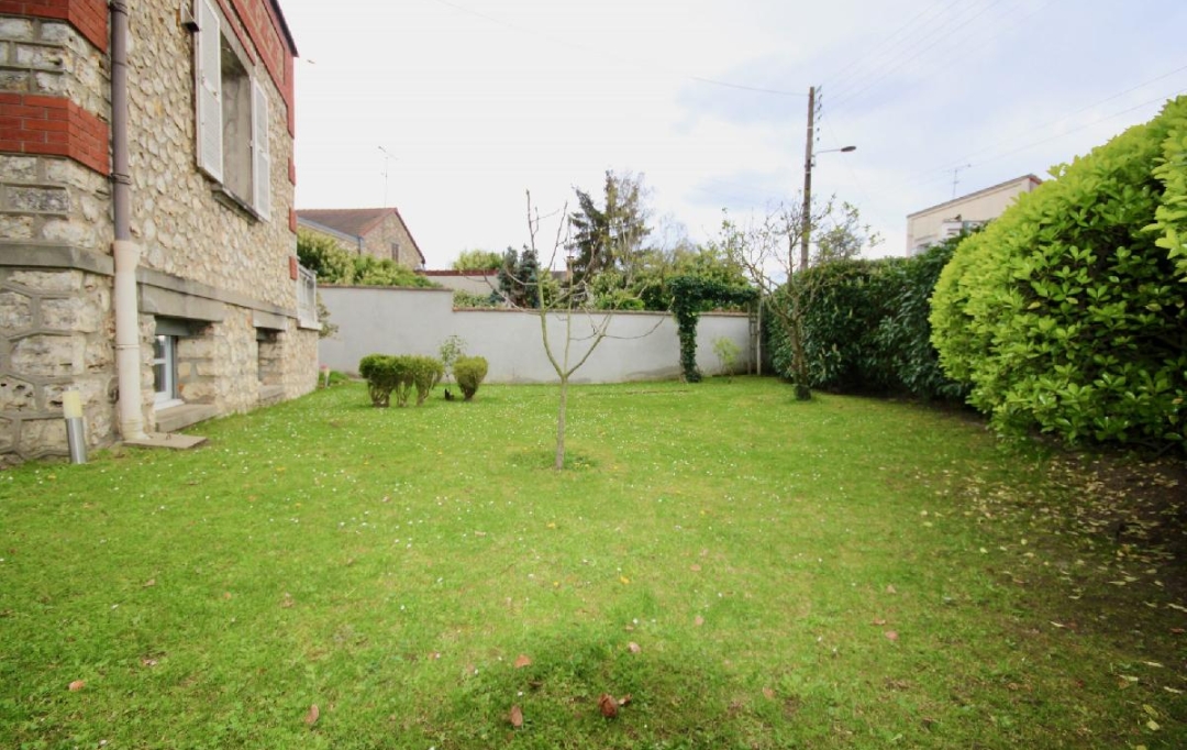 Annonces GENNEVILLIERS : Maison / Villa | MONTMAGNY (95360) | 262 m2 | 832 000 € 