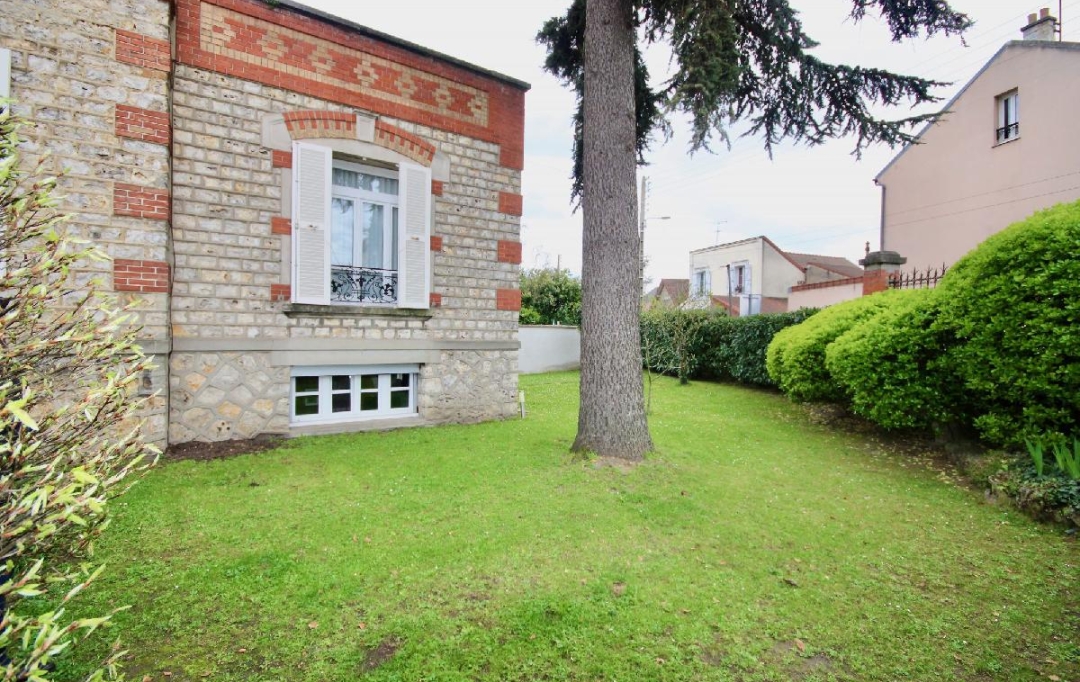 Annonces GENNEVILLIERS : Maison / Villa | MONTMAGNY (95360) | 262 m2 | 832 000 € 