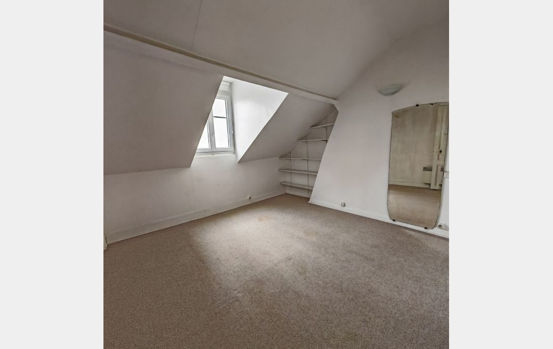 Annonces GENNEVILLIERS : Appartement | PARIS (75015) | 25 m2 | 250 000 € 