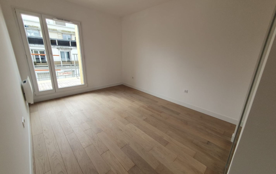 Annonces GENNEVILLIERS : Apartment | PARIS (75018) | 64 m2 | 1 225 000 € 